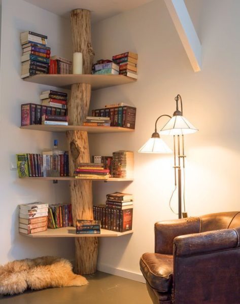 cây để sách ở góc tường handmade